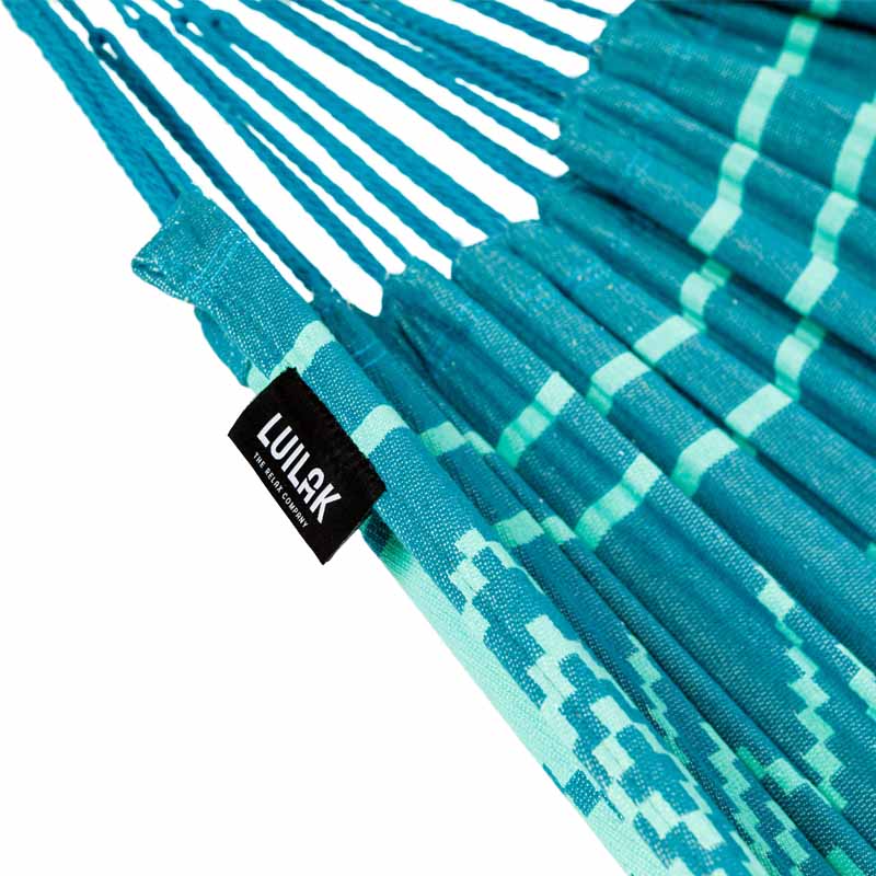 hangmat_tones_of_pistache_detail_label hangmat_tones_of_pistache_detail_label