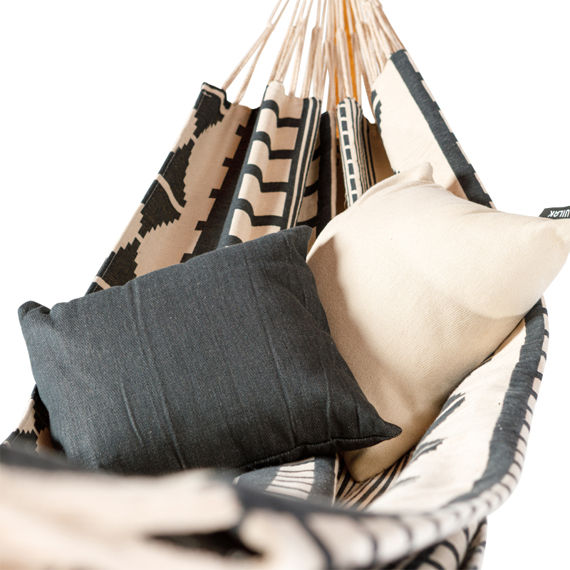 LUILAK_DETAILS-2025-04-01-HR-017