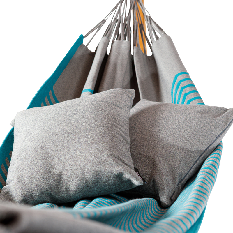 LUILAK_DETAILS-2025-04-01-HR-023